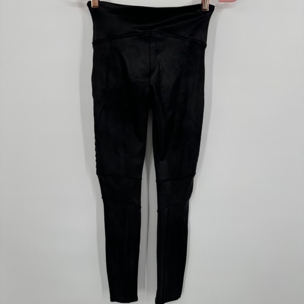 SPANX Black High-Waist Textured Leggings - Picture 3 of 4